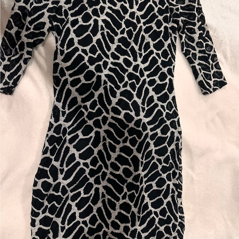 Foreign Exchange Black Sheath Dress with Crew Neck and Raglan Sleeves